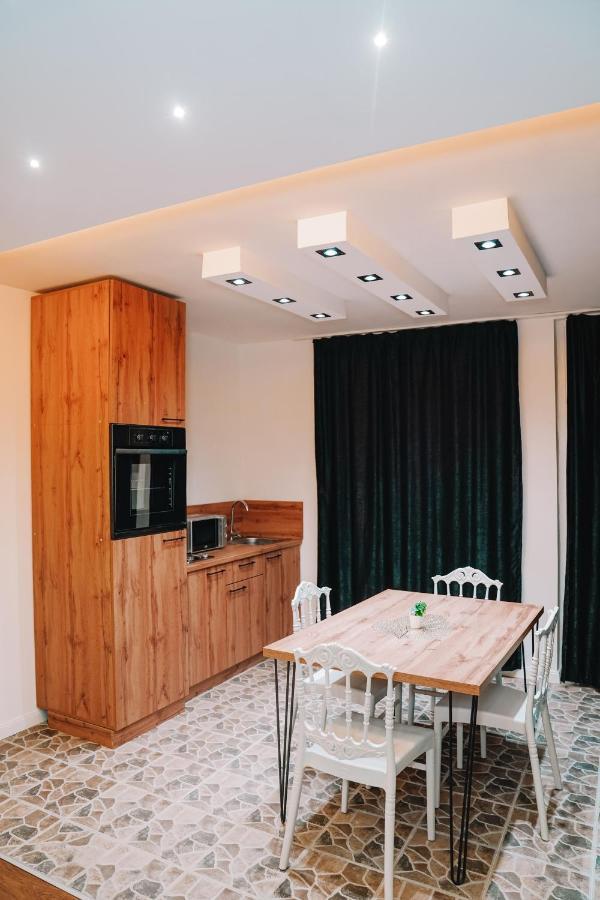 Green Apartments Prishtina Priştine Dış mekan fotoğraf