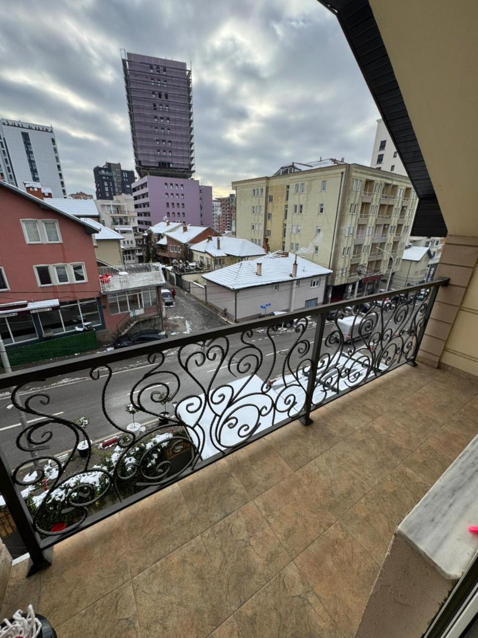 Green Apartments Prishtina Priştine Dış mekan fotoğraf