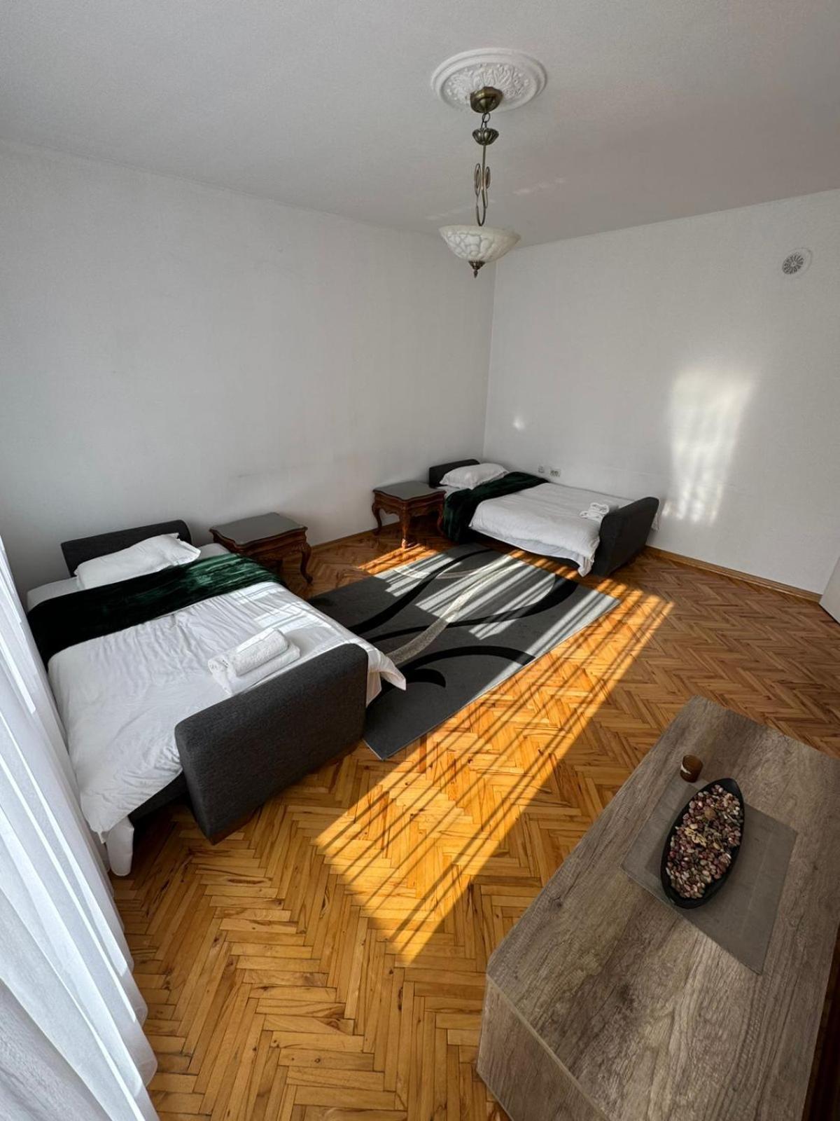 Green Apartments Prishtina Priştine Dış mekan fotoğraf