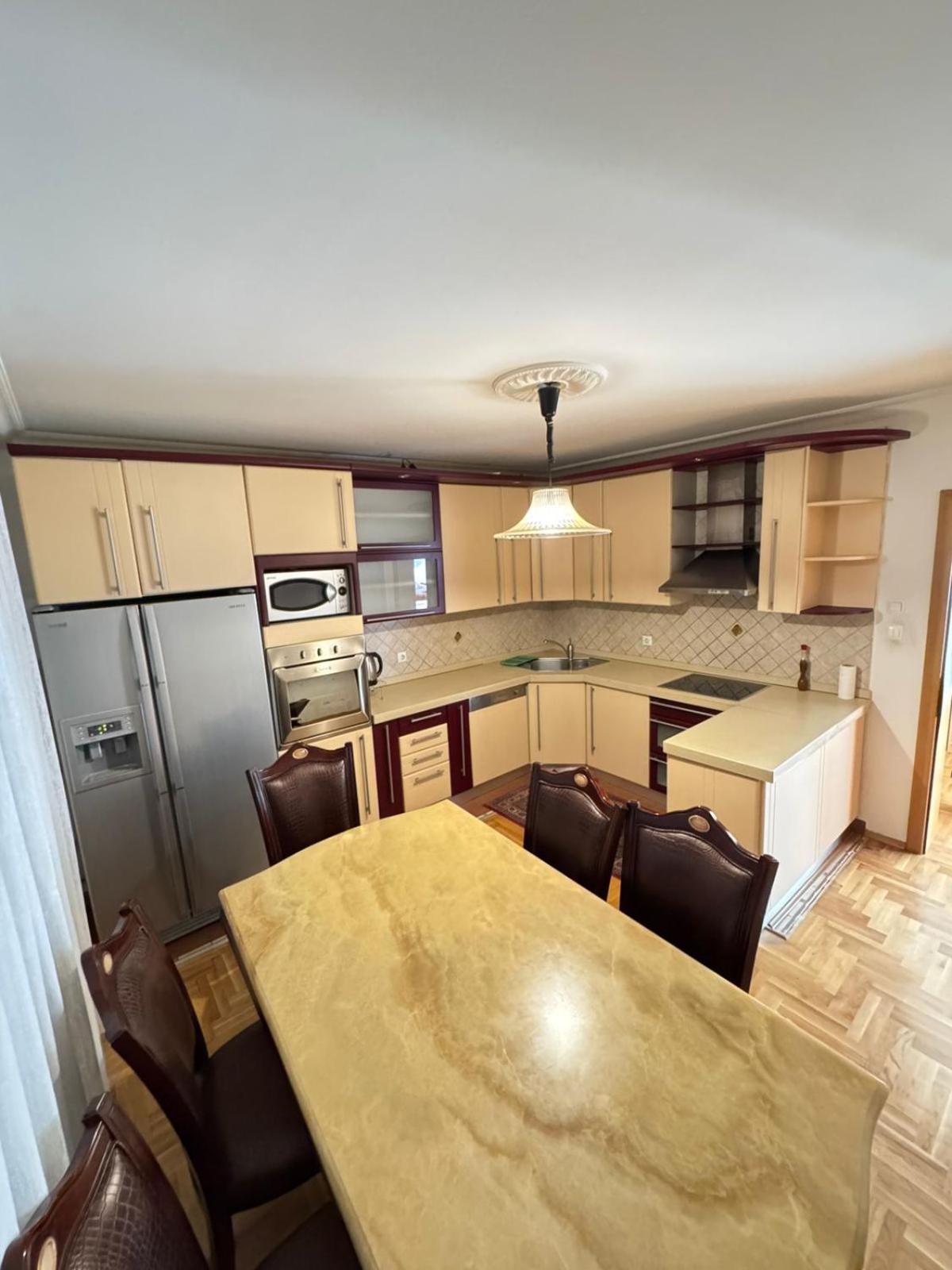 Green Apartments Prishtina Priştine Dış mekan fotoğraf